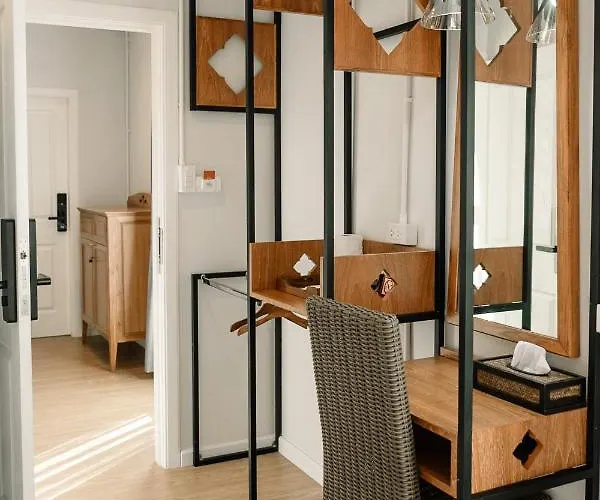 Cozyhouse Near Mrt Qscc Convention Center 4br 10ppl *