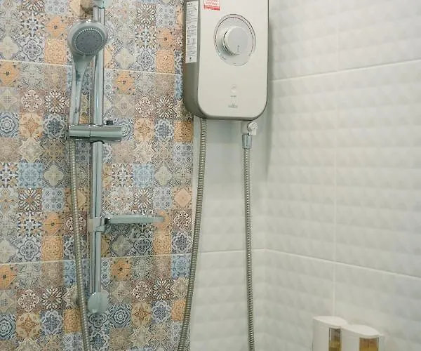 Cozyhouse Near Mrt Qscc Convention Center 4br 10ppl * Bangkok