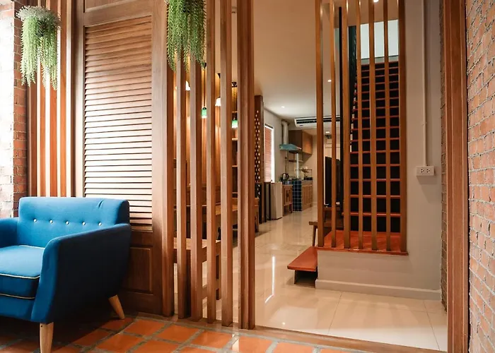 Cozyhouse Near Mrt Qscc Convention Center 4br 10ppl Hébergement de vacances *