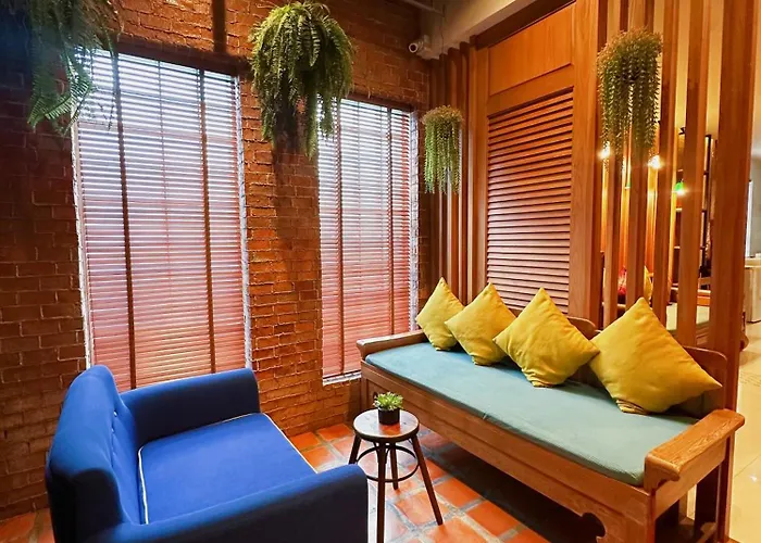 Cozyhouse Near Mrt Qscc Convention Center 4br 10ppl